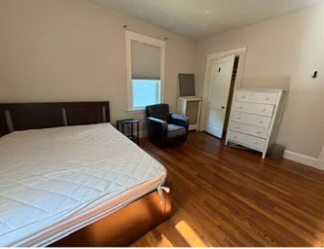 Foto del edificio - 288 Foster St