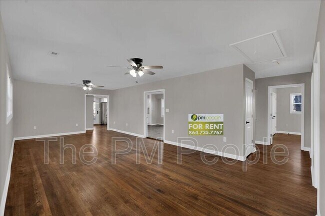 Foto del edificio - 501 S E St