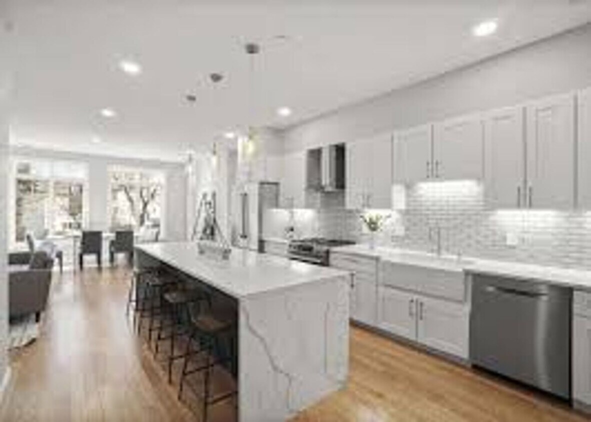 Primary Photo - High-End Kitchen Appliances, Central Heat/...