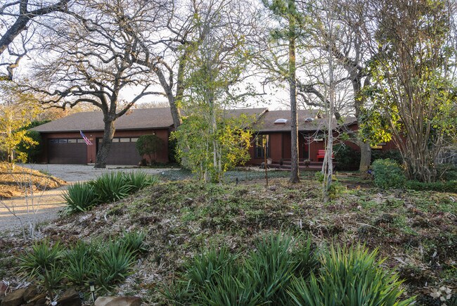 Foto del edificio - 401 S Shady Shores Rd