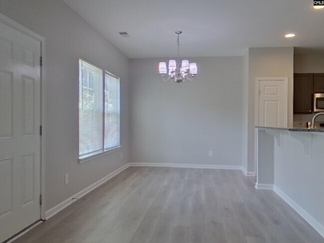 Building Photo - 240 Chesterbrook Ln