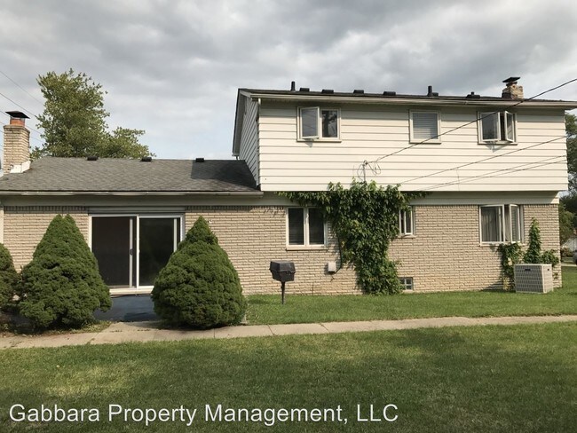 Building Photo - 25959 Lynford St
