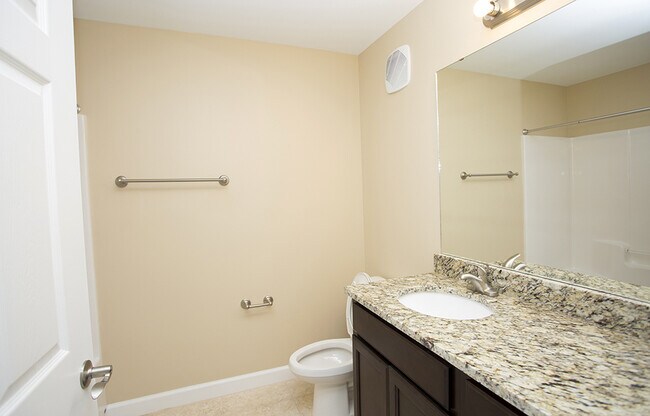 Foto del edificio - Beautiful One Bedroom Apartment in Fort Walton Beach!