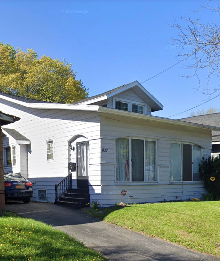 837 Ridgeway Ave, Rochester, NY 14615 House Rental in Rochester, NY