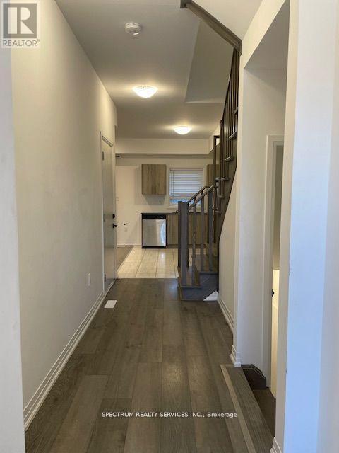 Building Photo - 129 Gateland Dr