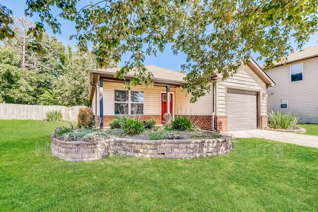 Building Photo - 200 Briar Ridge Ln