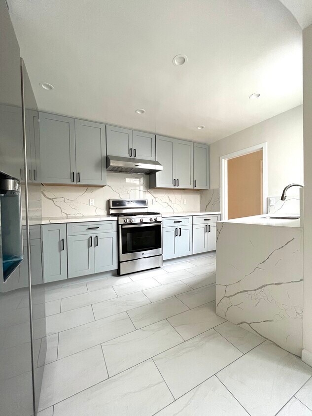 Foto principal - 2678 36th Ave