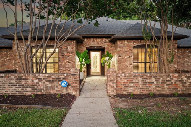 Primary Photo - 2201 Pembrooke Pl
