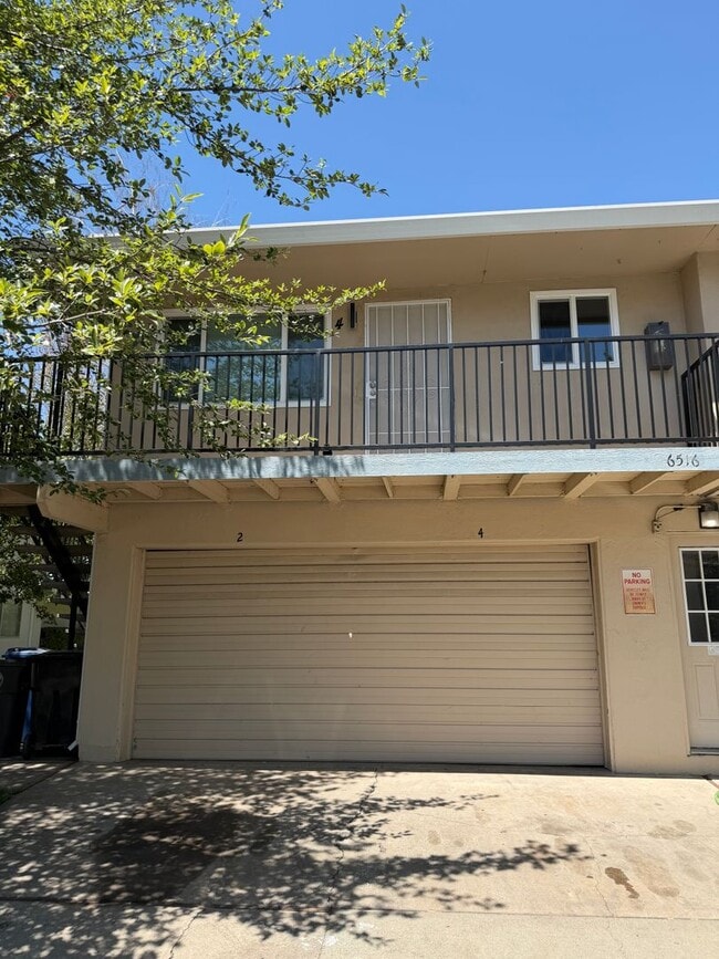 Building Photo - 6516 Bremen Dr