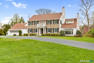 Building Photo - 25 Lakewood Cir N