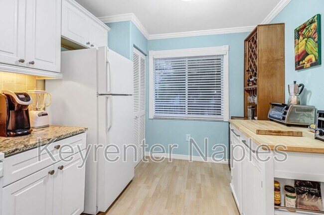 Foto del edificio - 3041 Sandpiper Bay Cir