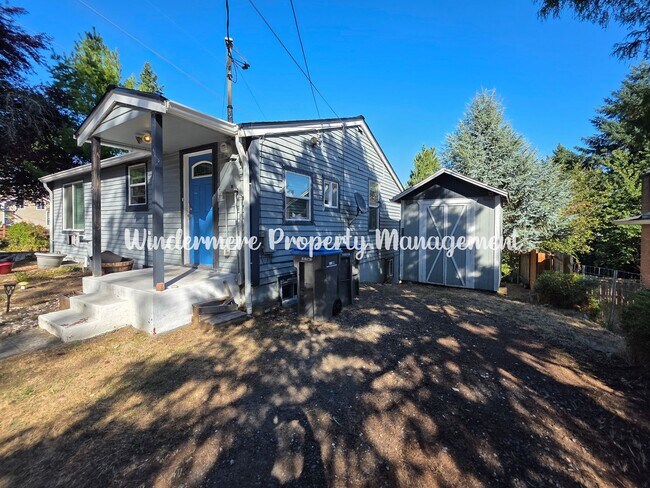 Foto del edificio - Conveniently located 3 bed in Bremerton, l...