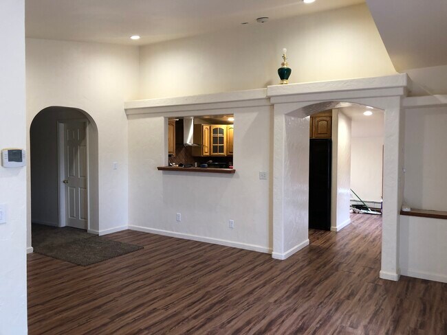 Foto del edificio - 6212 Laramie St