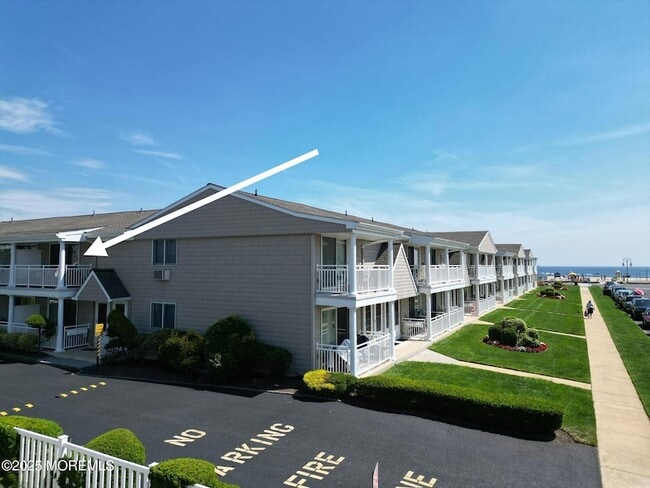 Foto del edificio - 100 3rd Ave