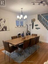 Building Photo - 6 Givins St
