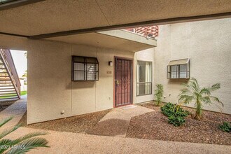 Building Photo - 3434 W Danbury Dr