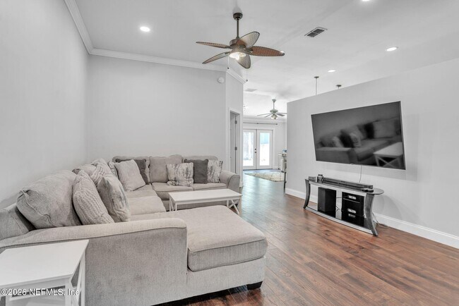 Foto del edificio - 3652 Sanctuary Way S