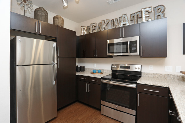 1 Bedroom Starboard Kitchen - The Breakwater