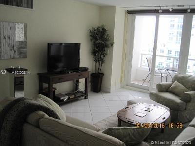 Building Photo - 5005 Collins Ave