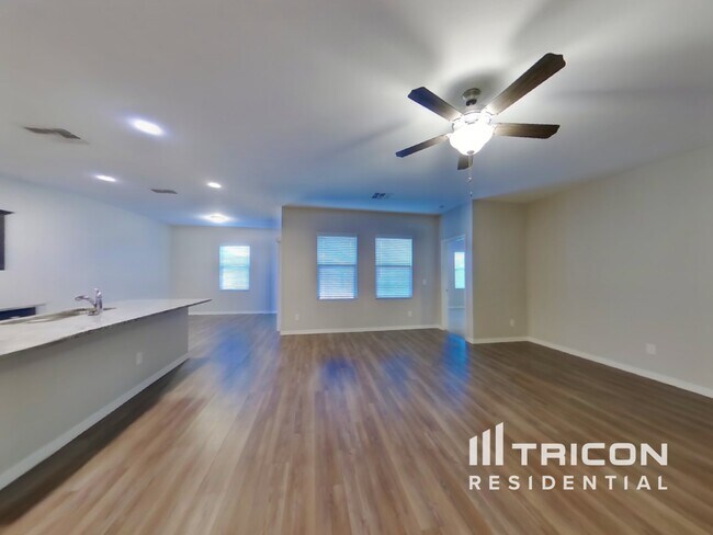 Foto del edificio - 4564 W Saddlebush Way