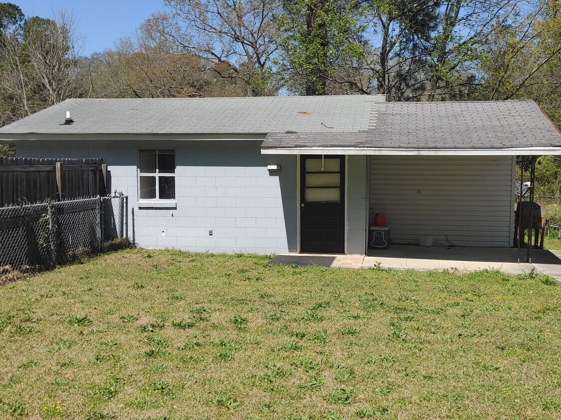 Foto principal - 2820 Fleming Dr