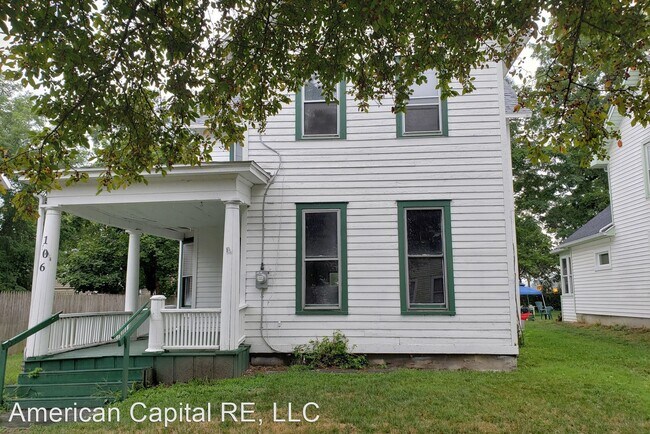 Foto del edificio - 4 br, 1.5 bath House - 106 Fulton St.
