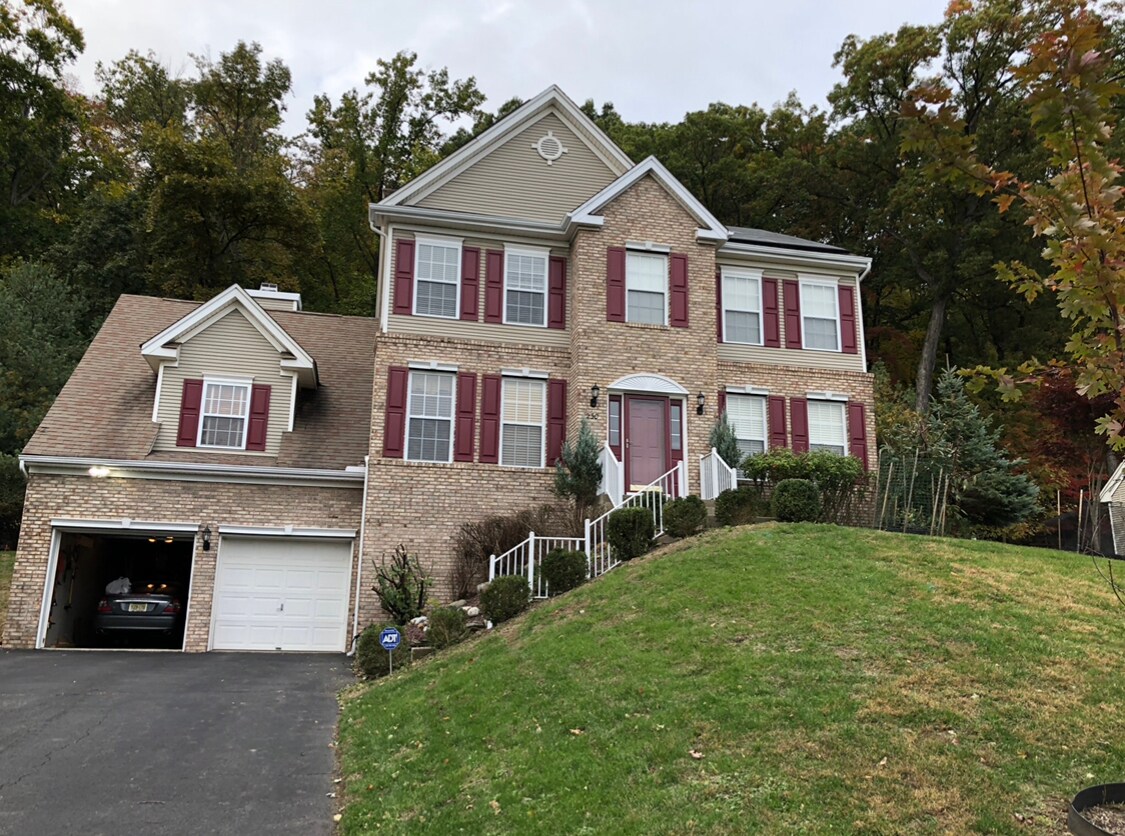 230 West End Ave, Green Brook, NJ 08812 House Rental in Green Brook, NJ