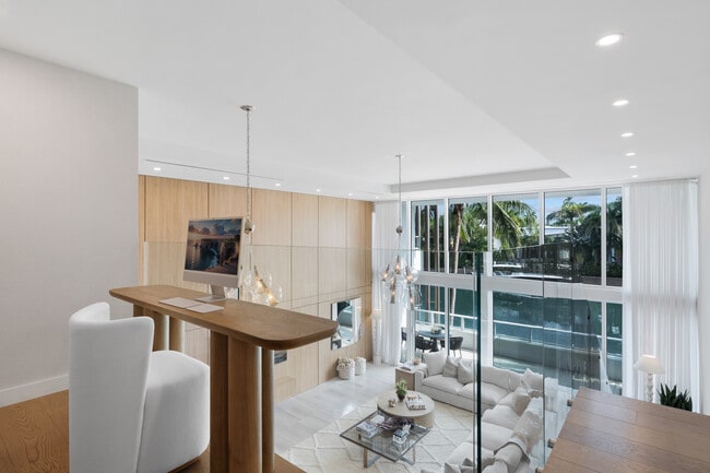 Foto del edificio - 4701 Meridian Ave