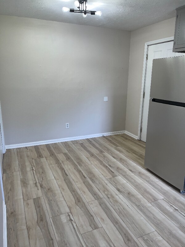 Building Photo - 1652 Pinedale Cir NW