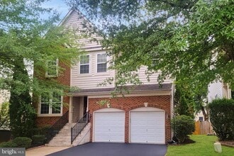 Building Photo - 13039 Quate Ln
