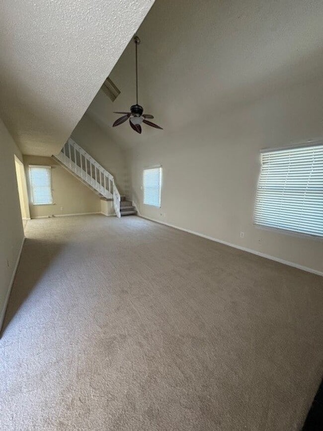 Foto del edificio - Adorable 3 Bedroom 2 Bath Home w/one car attached garage