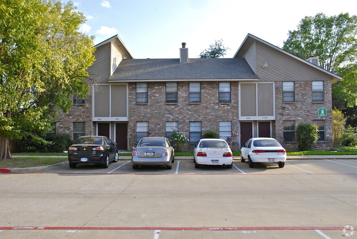 Foto del edificio - Sycamore Square Townhomes