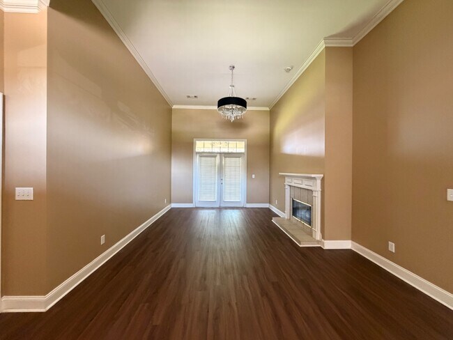 Building Photo - 9342 Wrens Way