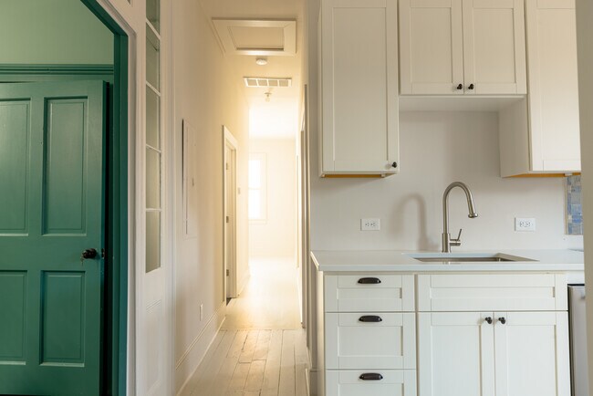 Foto del edificio - 82 Wentworth St