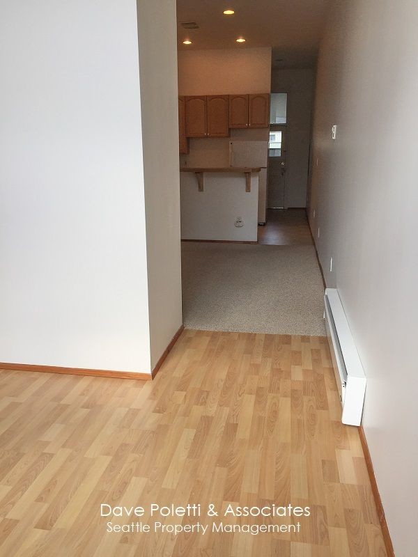 Foto del edificio - 6235 Woodlawn Ave N