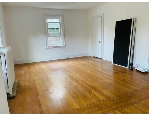 Building Photo - 135 Carolina Ave