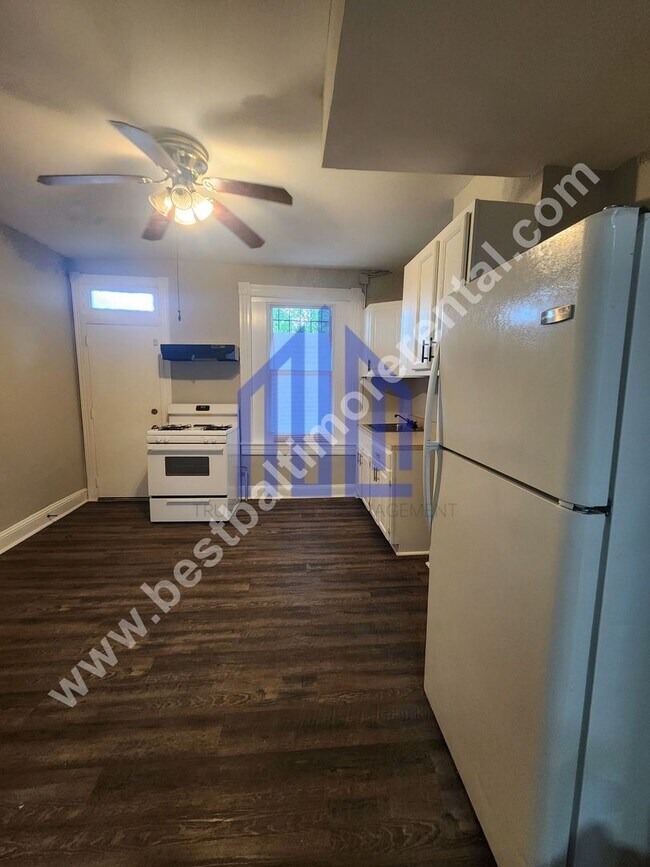 Foto del edificio - Coming Soon!!!!!! Spacious 3 Bedroom in We...