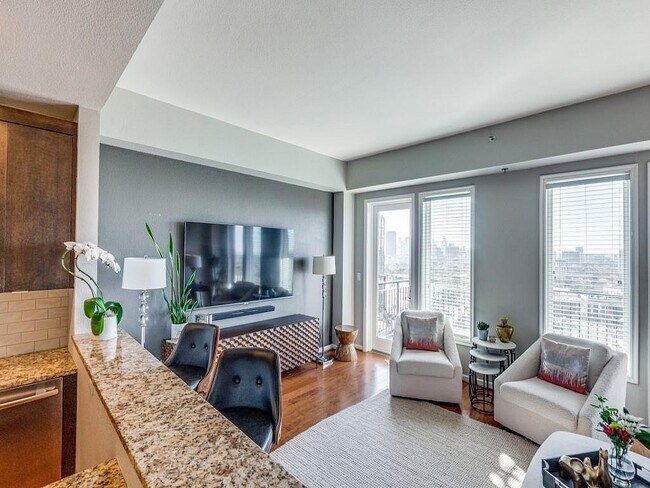 Foto del edificio - 4611 Travis St