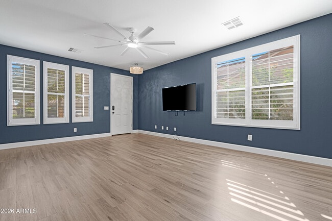 Building Photo - 36590 W Barcelona Ln