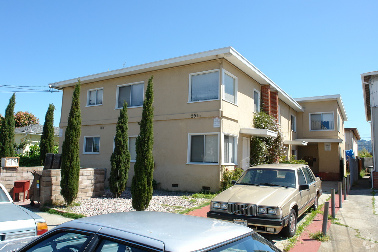 Foto del edificio - 2915 Dohr St