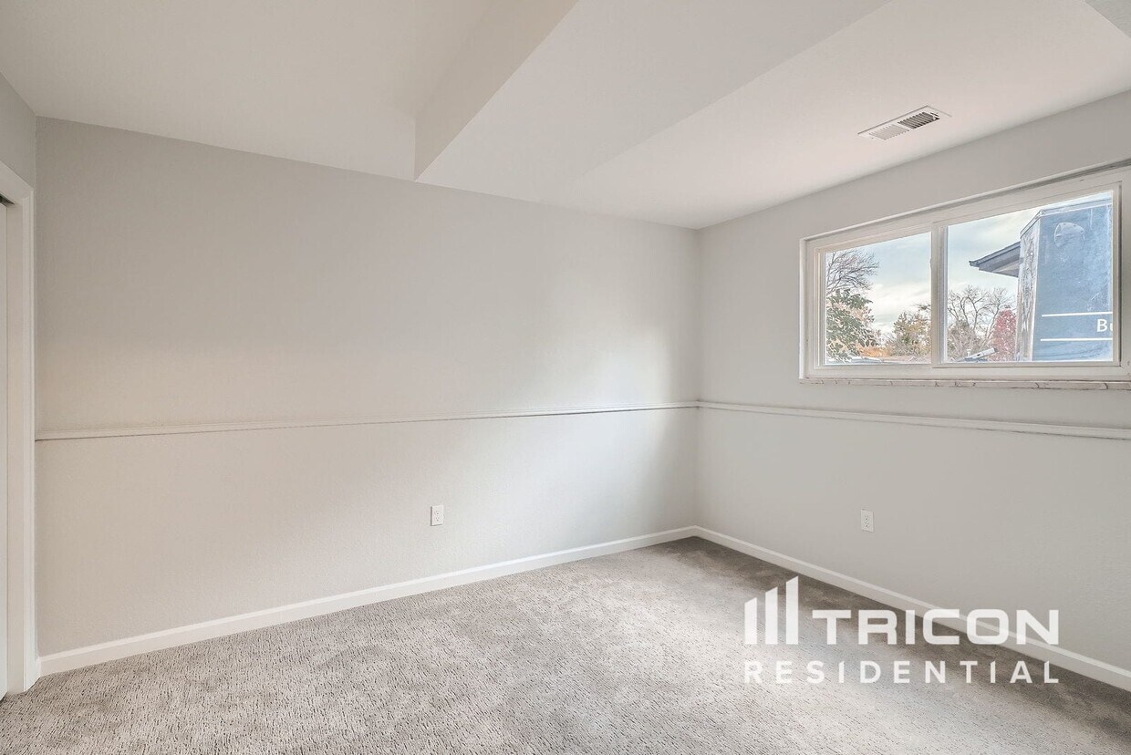 Foto principal - 6038 W Fair Dr