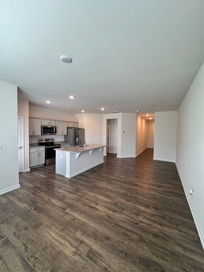 Building Photo - 120 Sunriff CT