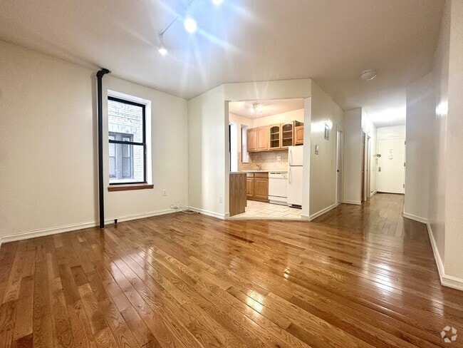Building Photo - 610 W 150th St