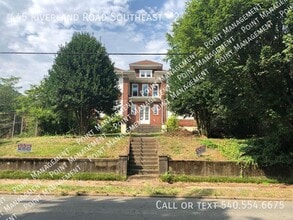 Building Photo - 445 Riverland Rd SE