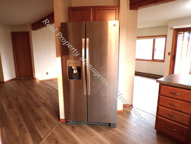 Foto del edificio - 2 Bed 2 Bath Condo For Rent