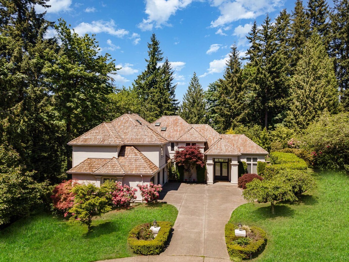 Foto principal - 4Bd/3.5Ba Issaquah Home