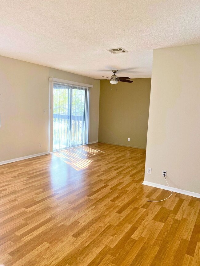 Building Photo - Elpr-1331-PK