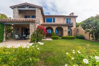 Building Photo - 7307 Lunada Vista