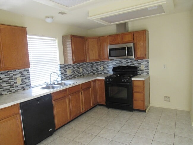 Building Photo - 5418 Imperial Grove Dr