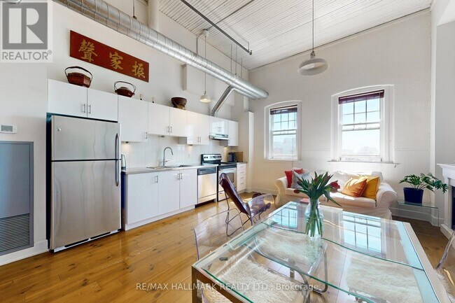 Photo du bâtiment - 183 Dovercourt Rd